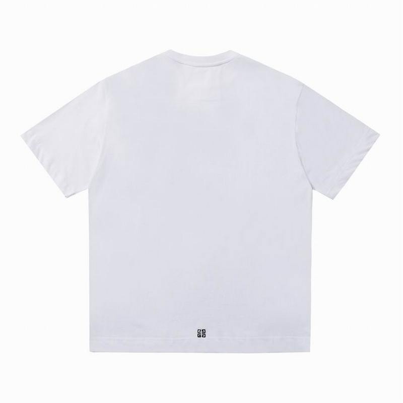 GIVENCHY Men's T-shirts 132